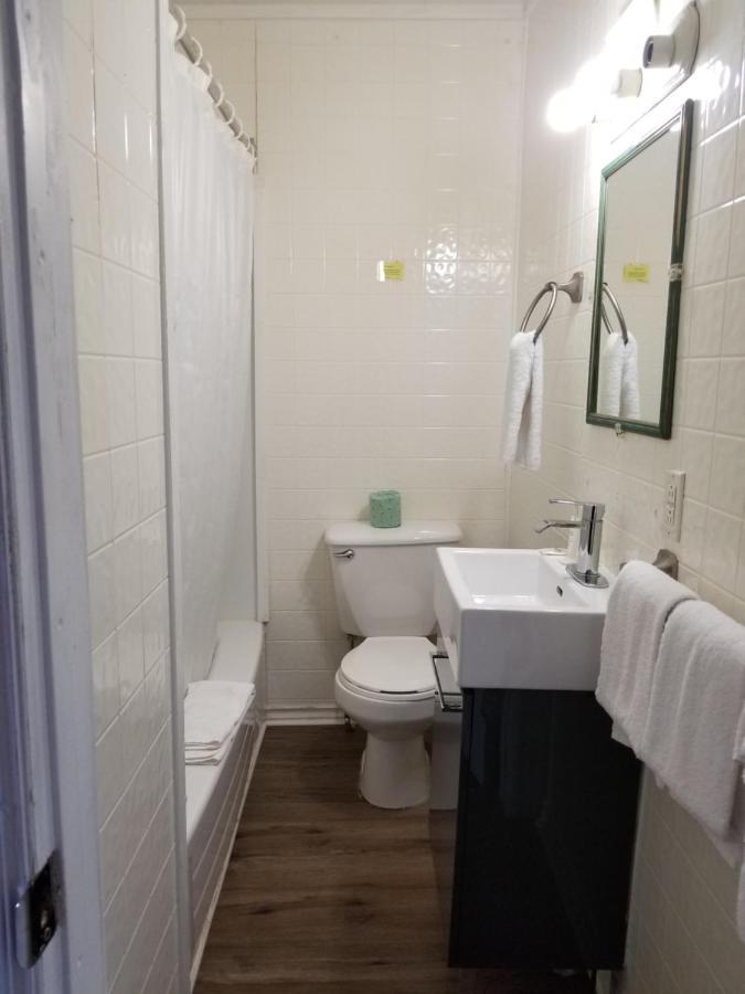 Coniston Richard Lake Motel מראה חיצוני תמונה