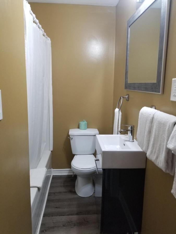 Coniston Richard Lake Motel מראה חיצוני תמונה