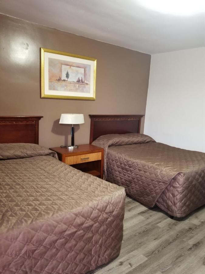 Coniston Richard Lake Motel מראה חיצוני תמונה